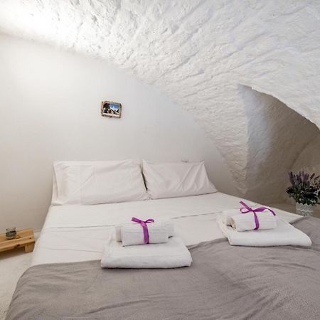 La Casa Nel Vico Pretty Apartment Ostuni Bagian luar foto