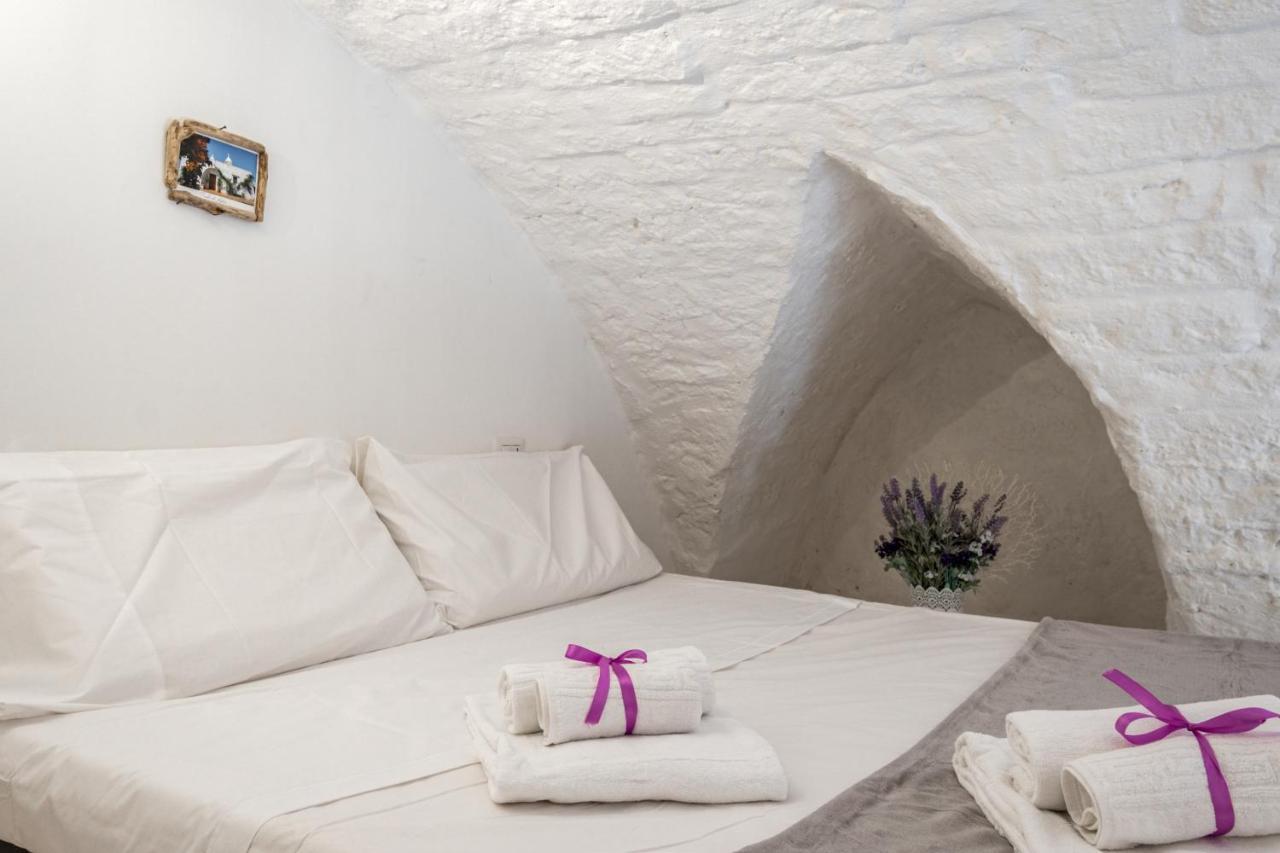 La Casa Nel Vico Pretty Apartment Ostuni Bagian luar foto