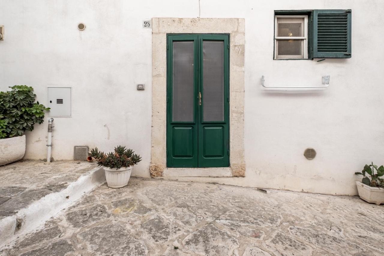 La Casa Nel Vico Pretty Apartment Ostuni Bagian luar foto